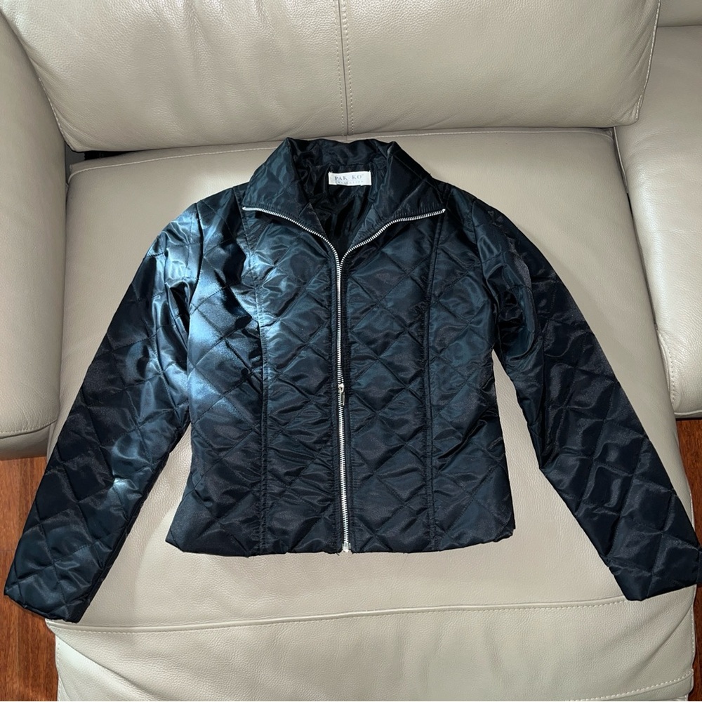 NYLON JACKET Black Cropped size Women Small, quilted full collared metal zip up